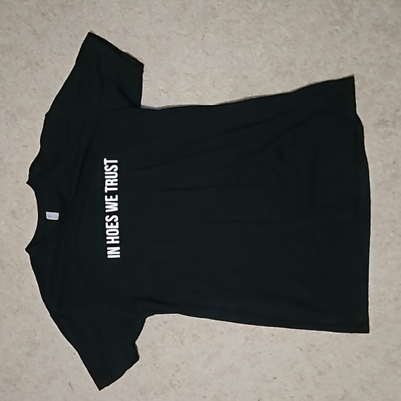 New unused Official BunnieXO merch shirt - Picture 1 of 1